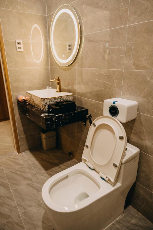 Bao Ngoc Hotel Cao Lanh Exteriör bild